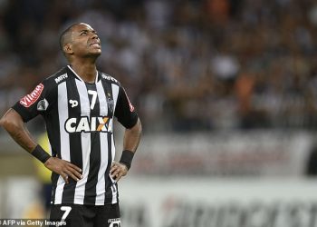 Osramoćena bivša zvijezda Man Cityja Robinho s 33 milijuna funti provest će Božić u ZATVORU nakon što je propala ponuda za puštanje na slobodu nakon devetogodišnje kazne za silovanje