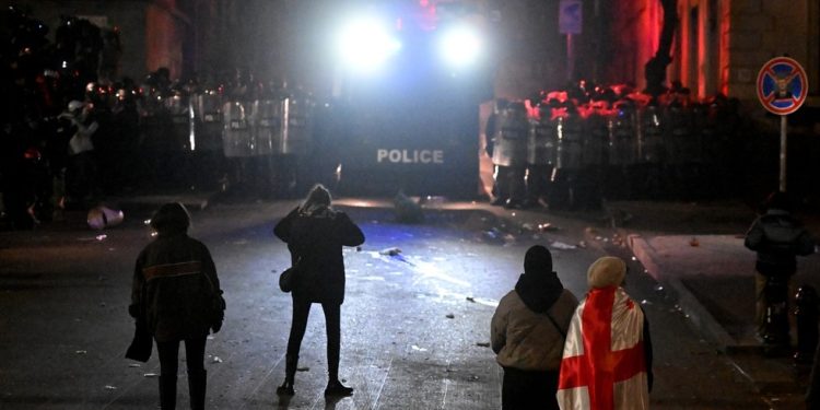 Ove dvije zemlje pokazuju nam što se događa kada demokracija sama zakaže — RT World News