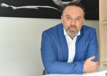 POZNATI STOMATOLOG Umro je Željko Rotim, brat neurokirurga Krešimira Rotima | NACIONAL.HR