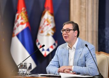 ‘OPRAO’ VLADU Vučić: ‘Studenti mogu prosvjedovati, učenici su politički izmanipulirani’ | NACIONAL.HR
