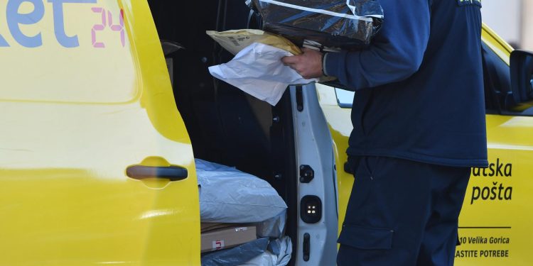 MEDIJI Distribuciju novina od Tiska preuzima Hrvatska pošta? | NACIONAL.HR