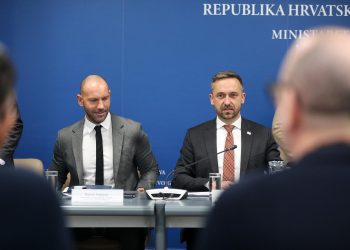 BEZ DOGOVORA Nastavljaju se pregovori vlade i sindikata javnih službi. Piletić: ‘Štrajk nije opcija’ | NACIONAL.HR