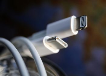 NOVI STANDARD Od danas na snazi velika promjena oko punjača u Europskoj uniji | NACIONAL.HR