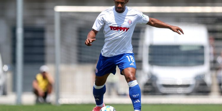 HAJDUK AUTHENTIC Moufi nije udaljen iz momčadi | NACIONAL.HR