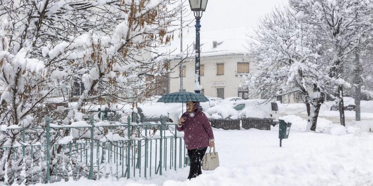 SUNČANO I SUHO Krajem tjedna stiže promjena vremena s kišom i snijegom | NACIONAL.HR