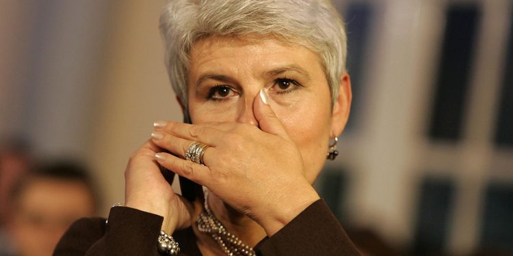 KOSOR O KEKIN ‘Ovi što joj se rugaju su zaboravili da je njihova kandidatkinja uskočkom optuženiku obećala nositi kolače u zatvor’ | NACIONAL.HR