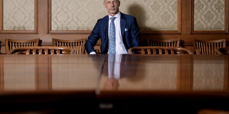 SPORNI NAMETI Banke taje kako ‘kroje’ naknade. Imaju još samo par dana da HNB-u daju formulu | NACIONAL.HR