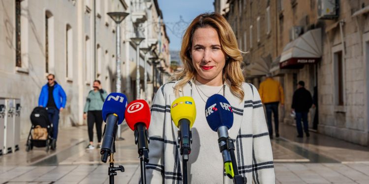 ‘POREZNI UDAR’ Selak Raspudić stala u obranu malih iznajmljivača, prozvala i Milanovića | NACIONAL.HR