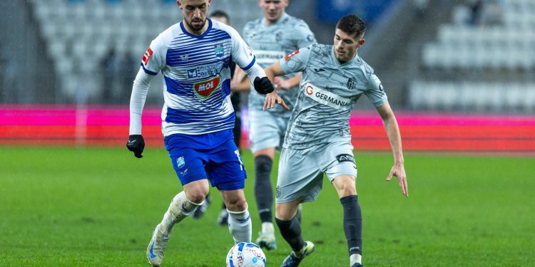 REMI NA OPUS ARENI Istra uz odličnu igru vodila 2-0, Osijek se vratio s dva brza gola | NACIONAL.HR