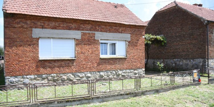 UPOZORENJE POLICIJE Lopovi se sve češće predstavljaju kao kontrolori naplate RTV pristojbe, ne nasjedajte | NACIONAL.HR