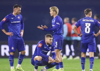 ŠTO SE TO DOGAĐA? Još jedna teška ozljeda na treningu Dinama! Braniču puknula fibula? | NACIONAL.HR