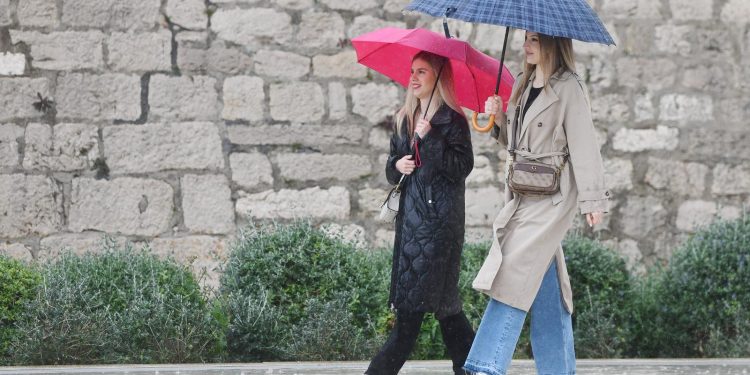 PROGNOZA Idući tjedan bit će kiše i vjetra, snijeg i u nizinama | NACIONAL.HR