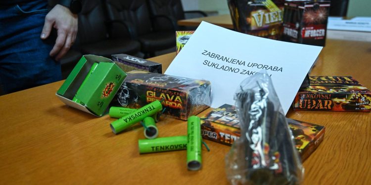 MIR I DOBRO Policija u Dubravi zaplijenila 167 kilograma pirotehnike | NACIONAL.HR