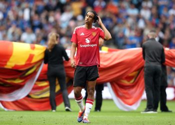 OPORAVAK WONDERKIDA United je opet izgubio, dobra vijest je da je Leny Yoro konačno zaigrao | NACIONAL.HR