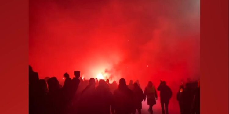 Pakao u Leverkusenu: ovako navijači dočekuju autobus Bayera