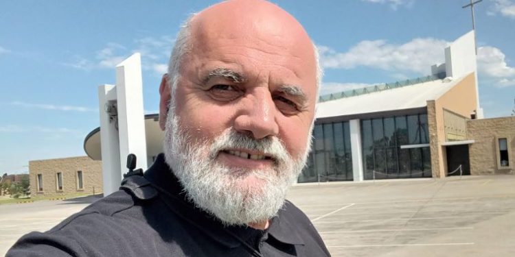 Pater Ike poslao snažnu poruku: ‘Dolaze herojska vremena, niknut će novi junaci’