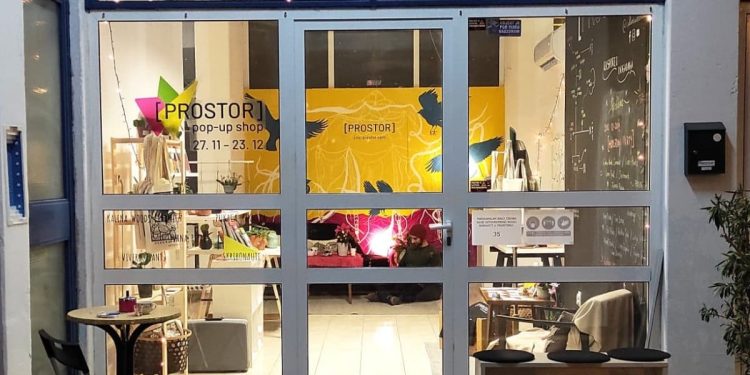 Prostor zaključuje godinu s cjelodnevnim događanjem: Donirajte, razmjenjujte, uživajte u umjetnosti i poeziji