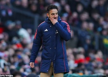 Prvi zadatak Rubena Amorima u Man Unitedu bio je preoblikovati njihovu propusnu obranu, ali on je to učinio još gorim – krhkosti koje su mučile Erika ten Haga još uvijek su očite, piše CHRIS WHEELER