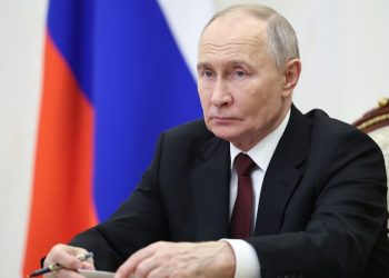 Putin procjenjuje raspoređivanje Orešnika — RT Rusija i bivši Sovjetski Savez