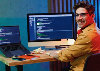 Rad od kuće za 8000€ mjesečno bez diplome? Da, postoji takvo radno mjesto