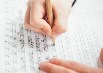 Rusija će uvesti jezične testove za djecu migranata — RT Rusija i bivši Sovjetski Savez