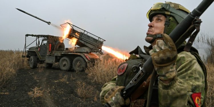 Rusija navodi uvjete za mir u Ukrajini — RT Rusija i bivši Sovjetski Savez