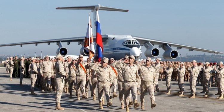 Rusija pregovara sa sirijskim džihadistima u vojnim bazama – ruski mediji — RT Rusija i bivši Sovjetski Savez