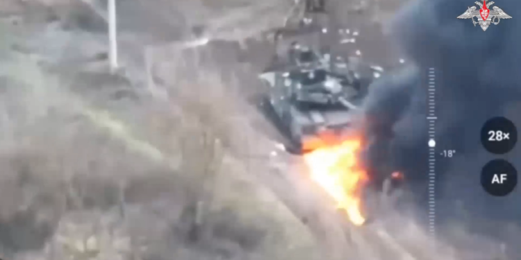 Ruske snage uništile tenk Leopard u Ukrajini – MOD (VIDEO) — RT Rusija i bivši Sovjetski Savez