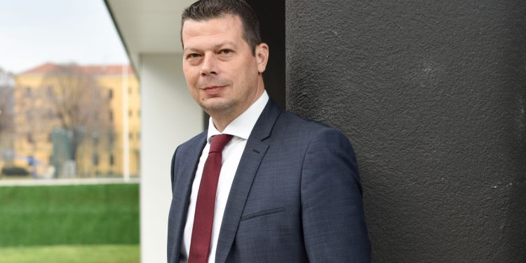 SAŠA ĐUJIĆ: ‘Šeparović i družina kršitelji su Ustava pod pokroviteljstvom Andreja Plenkovića i HDZ-a’ | NACIONAL.HR