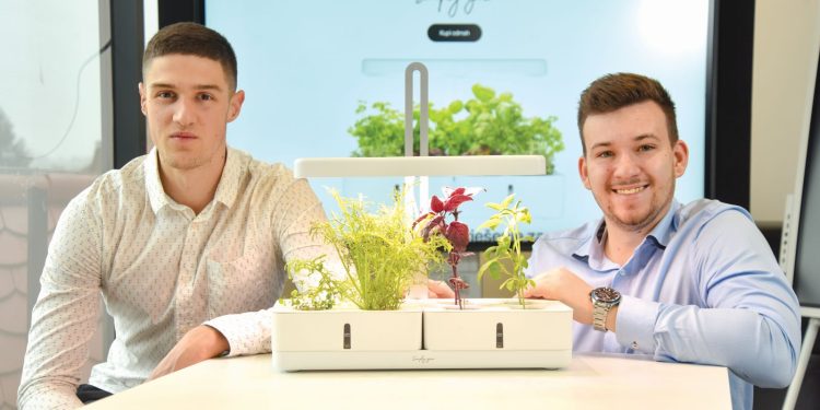 SIMPLY ‘Začinsko bilje u našem pametnom vrtu ne može uvenuti’ | NACIONAL.HR