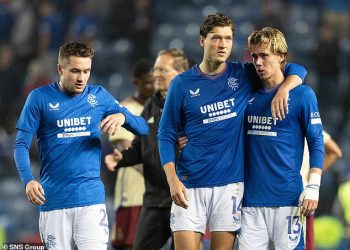 STEPHEN McGOWAN: Rangersi potpisuju pogrešne igrače kad se PET proda za tri puta manje od Mikeya Johnstona