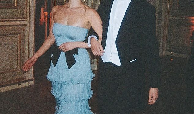 Sada je nepodobna beba Gwyneth Paltrow, Apple Martin, uhvaćena kako koluta očima na debitantskom spoju u virusnom videu