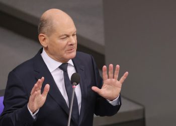 Scholz isključio slanje njemačkih trupa u Ukrajinu — RT World News
