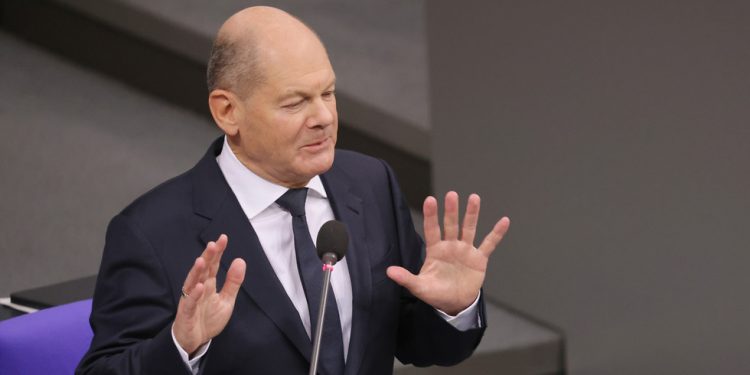 Scholz isključio slanje njemačkih trupa u Ukrajinu — RT World News