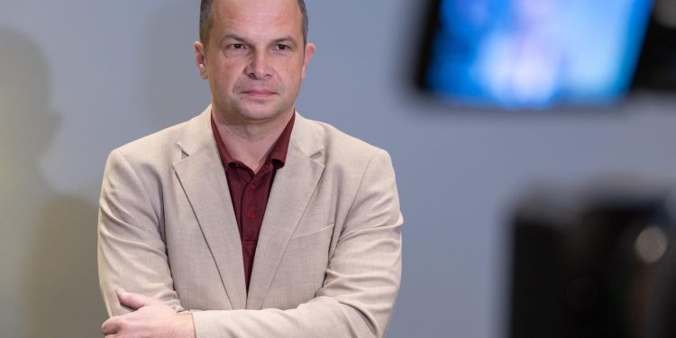 FARAON PLENKOVIĆ Hajdaš Dončić: ‘Društvo klizi prema autokraciji’ | NACIONAL.HR