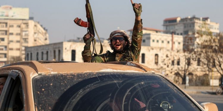 BJEŽITE DOK JOŠ STIGNETE Rusi u Siriji pozvani da napuste zemlju, mornarica već povukla ratne brodove | NACIONAL.HR