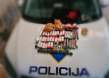 Splitska policija u akciji: U prva tri dana oduzeta 502 komada pirotehničkih sredstava i zabranjenih petardi