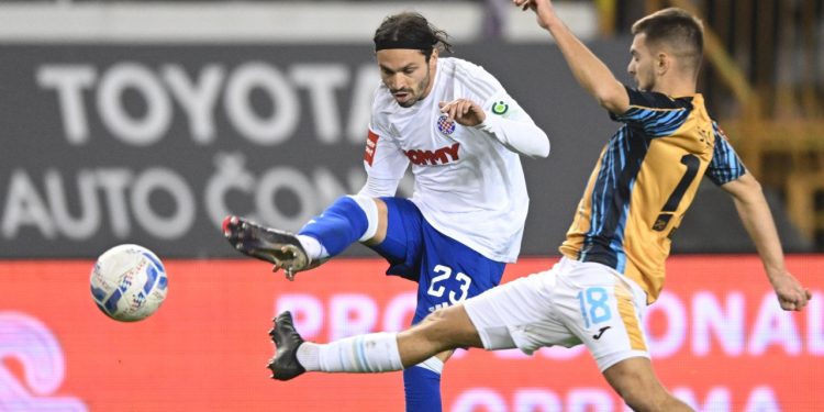 Sportske novosti – Bio je pred potpisom za Hajduk, a tri mjeseca kasnije provocira Torcidu. Slijedi transfer u Dinamo?