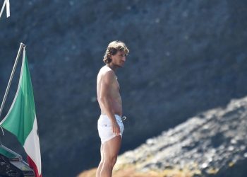 Sportske novosti – Bivši hajdukovac objavio fotografiju iz Dubaija s Modrićem, navijači se odmah oglasili: ‘Luka, vrime je’