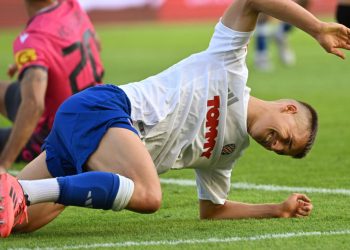Sportske novosti – Doveden je da pomogne Livaji, a igra ispod očekivanja. Na proljeće će imati popravni ispit