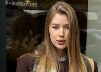 Sportske novosti – FOTO: Supruga bivšeg igrača Osijeka provokativnim videom i fotografijama oduševila navijače