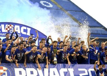 Sportske novosti – Hajduk i Dinamo sada imaju jednake šanse za naslov prvaka, Rijeci usprkos sjajnom nizu kladionice ne vjeruju