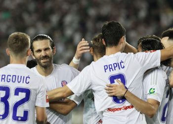 Sportske novosti – Hajduk ima drugog najboljeg mladog beka svijeta, a on uopće ne igra na svojoj poziciji?!