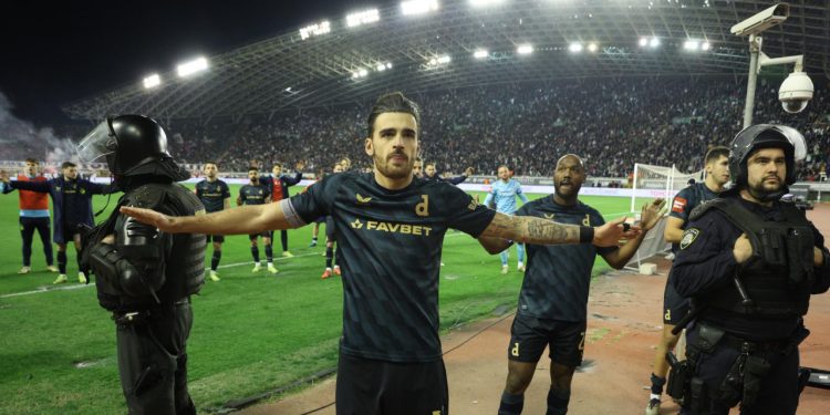 Sportske novosti – ‘Hajduk je borba i samo borba, a Dinamo?! Zaradiš 30 milijuna eura i onda uvodiš stopera u napad?’