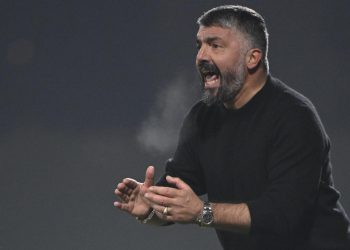 Sportske novosti – ‘Hajduk je sad propustio naslov prvaka, u Splitu će plakati za ovime; ‘Bijeli nemaju momčad za titulu!’