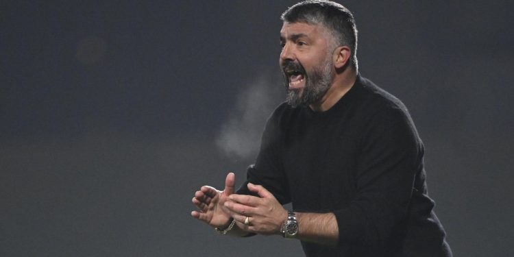 Sportske novosti – ‘Hajduk je sad propustio naslov prvaka, u Splitu će plakati za ovime; ‘Bijeli nemaju momčad za titulu!’