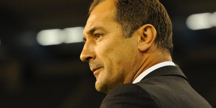 Sportske novosti – Igor Štimac stigao na Poljud pa naletio na ‘živi zid’. Evo što je poručio ekipi koja ga je zaustavila