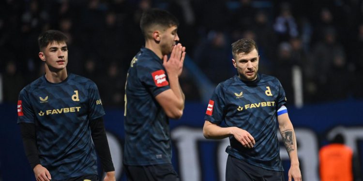 Sportske novosti – Kronologija Dinamove krize: 40 dana bez pobjede, poraz od posljednjeg, nemoć i nered u igri