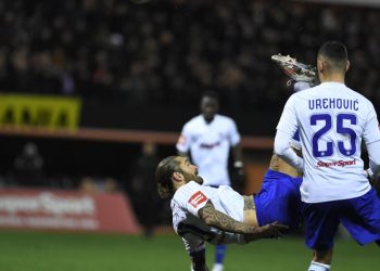 Sportske novosti – Livaja kritizirao teren pa progovorio o čudesnom golu: ‘Često to radim kad igramo nogo-tenis’