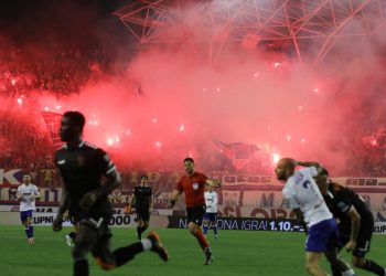 Sportske novosti – Navijači Hajduka dobili su i ‘višak’ ulaznica, iz Šibenika poručili: ‘Odbacujemo sve tvrdnje o diskriminaciji’
